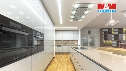 Prodej bytu 4+kk 217 m², Praha 6