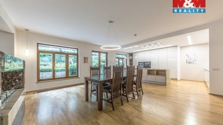 Prodej bytu 4+kk 217 m², Praha 6