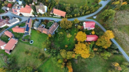 Prodej stavebního pozemku 1 791 m², Nezdice