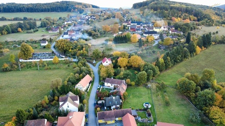 Prodej stavebního pozemku 1 791 m², Nezdice