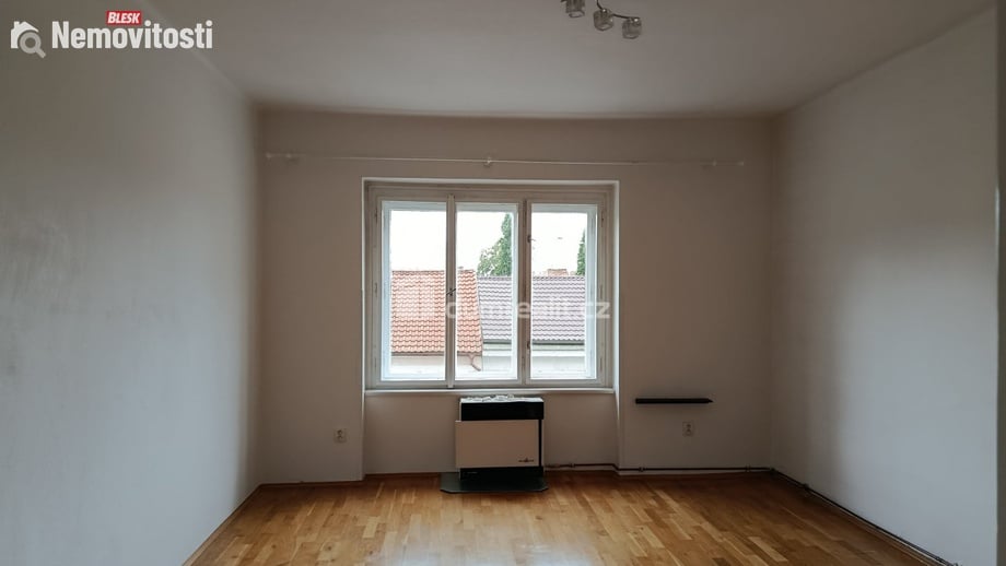 Pronájem bytu 2+kk 54 m², Praha 10