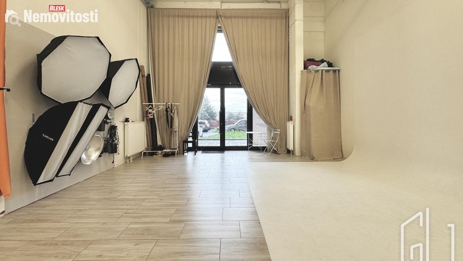 Prodej obchodního prostoru 76 m², Praha 10, Malešice