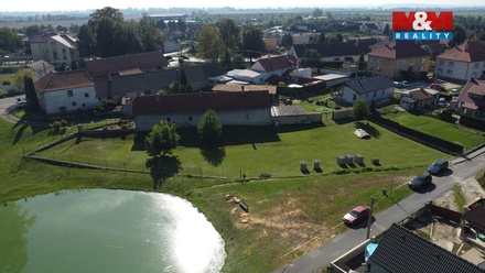 Prodej stavebního pozemku 889 m², Býkev