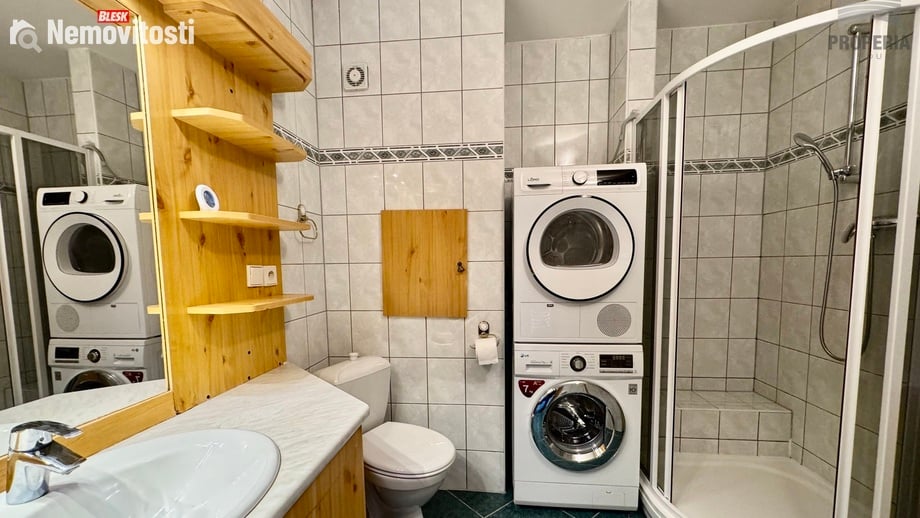 Pronájem bytu 3+1 68 m², Brno - Starý Lískovec