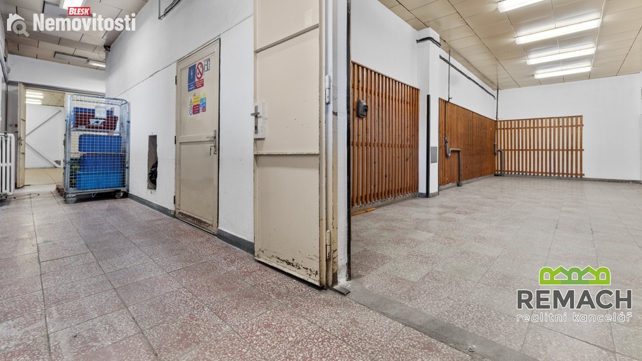 Pronájem obchodního prostoru 40 m², Kunovice