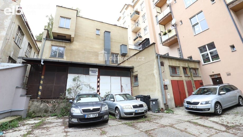 Prodej činžovního domu 600 m², Karlovy Vary