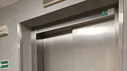 Prodej garážového stání 27 m², Praha - Nusle