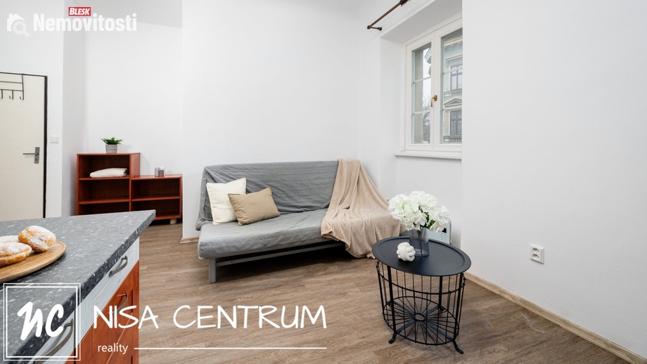 Pronájem bytu 1+kk 25 m², Turnov