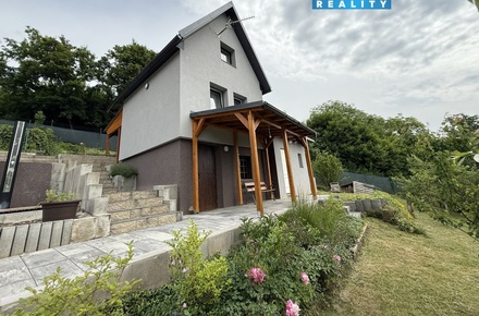 Prodej chaty 54 m², Dolní Zálezly