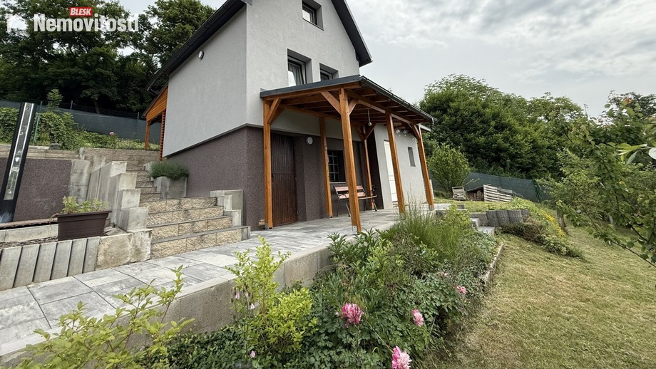 Prodej chaty 54 m², Dolní Zálezly