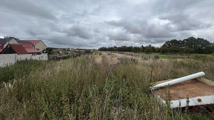 Prodej specifického pozemku 3 554 m², Všehrdy