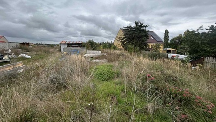 Prodej specifického pozemku 4 157 m², Všehrdy