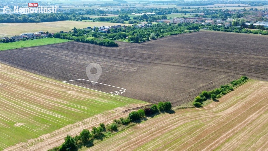 Prodej stavebního pozemku 3 525 m², Brno - Přízřenice