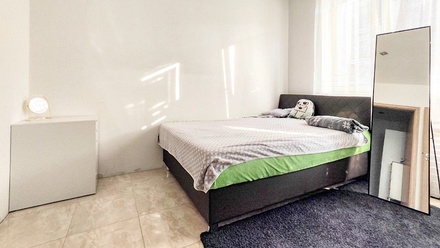 Prodej bytu 3+kk 48 m², Šestajovice