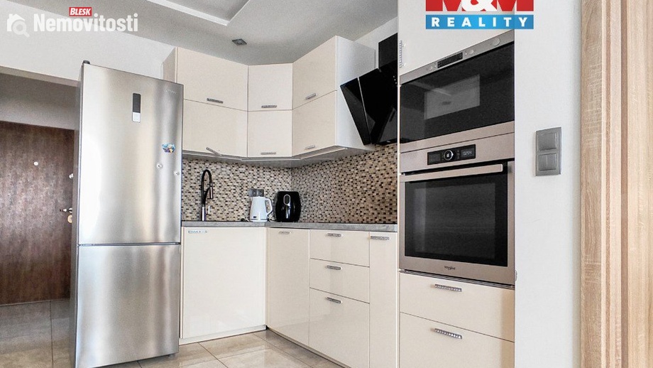 Prodej bytu 3+kk 48 m², Šestajovice