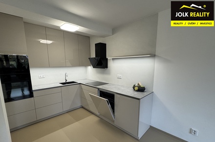 Pronájem bytu 3+kk 91 m², Opava - Předměstí