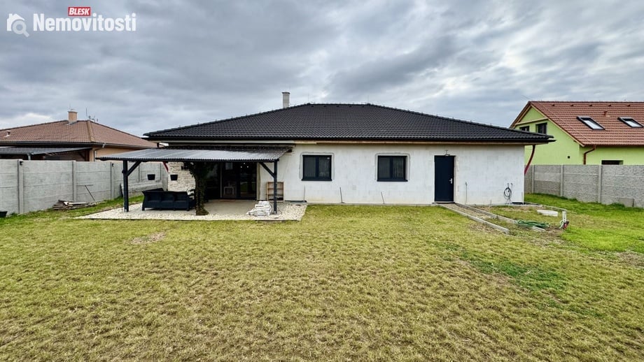 Prodej rodinného domu 189 m², Hostěradice