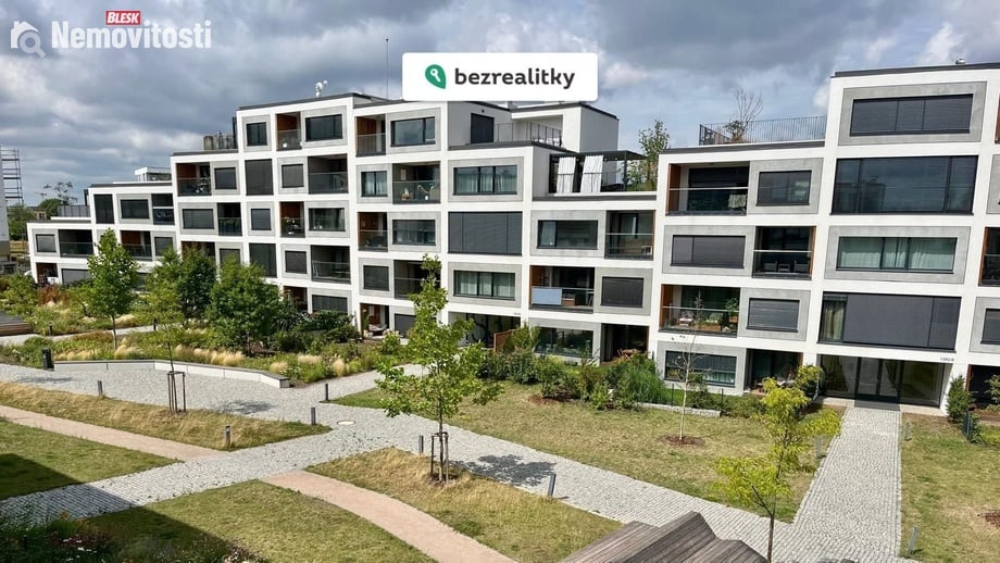 Prodej bytu 1+kk 38 m², Praha 5