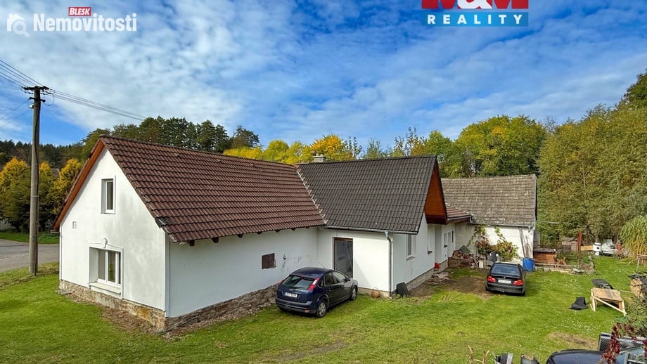 Prodej rodinného domu 265 m², Slapsko