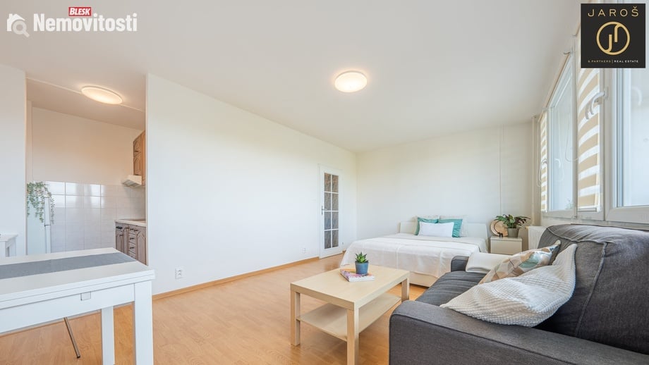 Prodej bytu 1+kk 33 m², Praha - Prosek