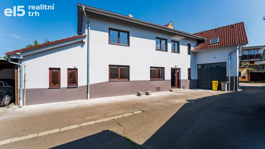 Pronájem komerční nemovitosti 909 m², Otrokovice