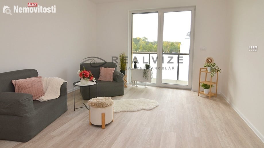 Pronájem bytu 2+kk 68 m², České Budějovice 2