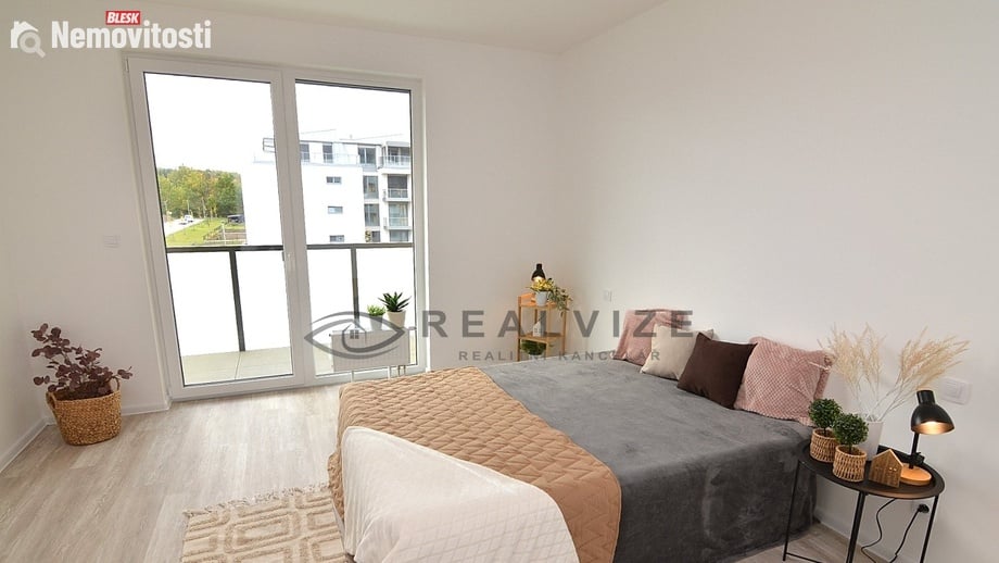 Pronájem bytu 2+kk 68 m², České Budějovice 2