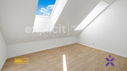 Prodej bytu 3+kk 75 m², Hostovlice