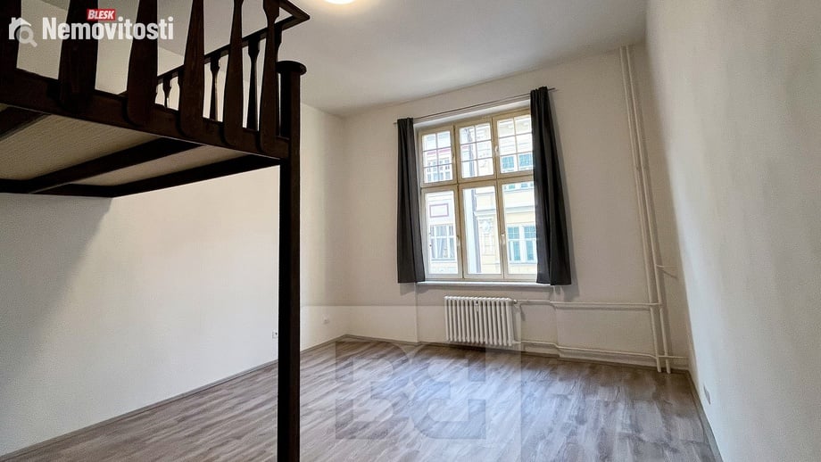 Pronájem bytu 2+kk 53 m², Karlovy Vary