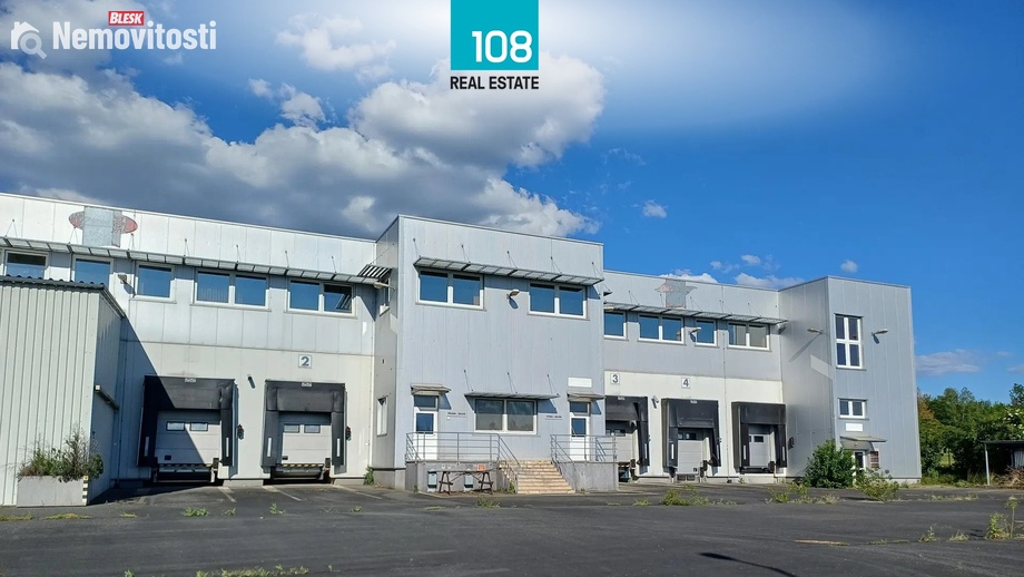 Prodej výrobního prostoru 3 254 m², Nové Dvory