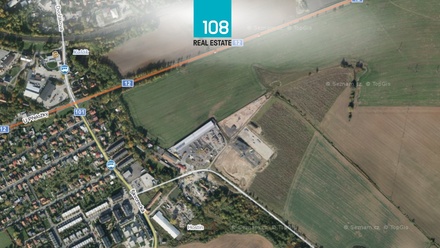 Prodej komerčního pozemku 16 000 m², Úvaly