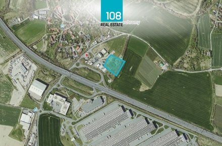 Prodej komerčního pozemku 7 647 m², Strančice - Všechromy
