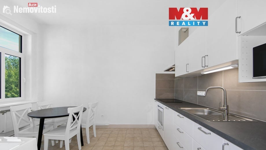 Pronájem kanceláře 100 m², Plzeň 1