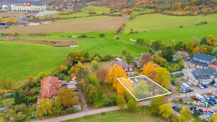 Prodej stavebního pozemku 832 m², Zdice