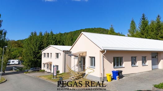 Prodej výrobního prostoru 1 416 m², Milonice