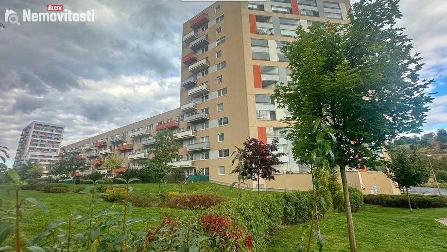 Prodej bytu 2+kk 64 m², Praha 15