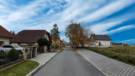 Prodej stavebního pozemku 1 254 m², Chlumčany