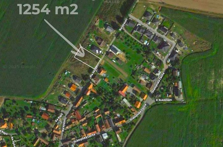 Prodej stavebního pozemku 1 254 m², Chlumčany