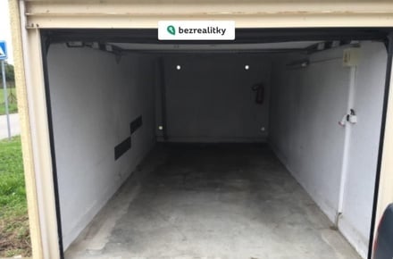 Prodej garáže 15 m², Břeclav