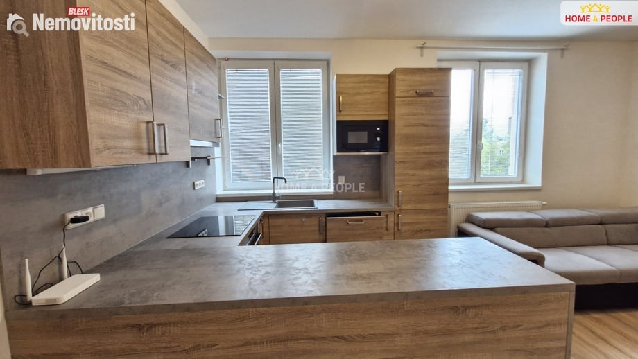 Pronájem bytu 3+kk 70 m², Pohořelice