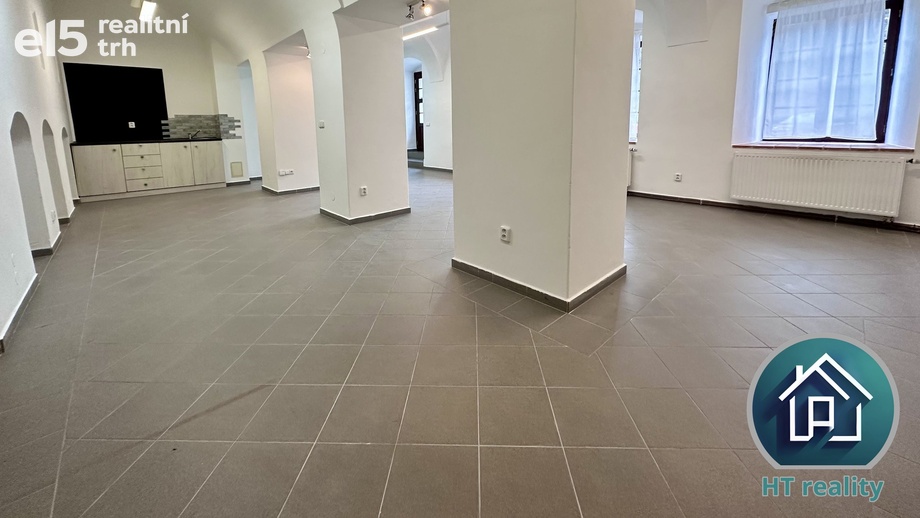 Pronájem obchodního prostoru 65 m², Český Krumlov