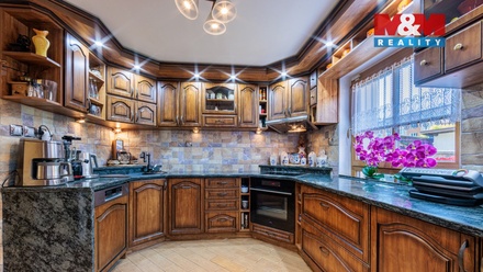 Prodej rodinného domu 152 m², Karlovy Vary