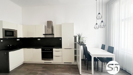 Pronájem bytu 2+kk 60 m², Praha - Vinohrady