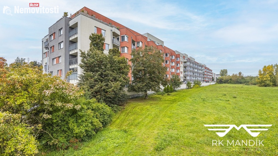 Pronájem bytu 2+kk 53 m², Praha - Prosek