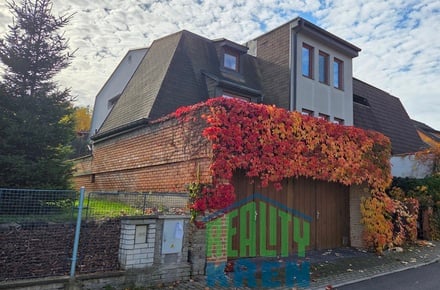 Prodej rodinného domu 366 m², Praha - Nebušice