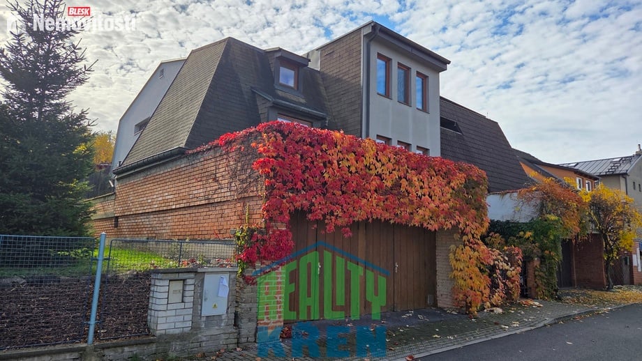Prodej rodinného domu 366 m², Praha - Nebušice