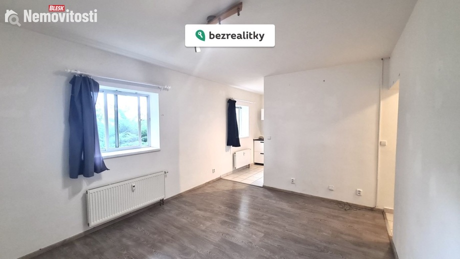 Prodej bytu 3+1 60 m², Králův Dvůr