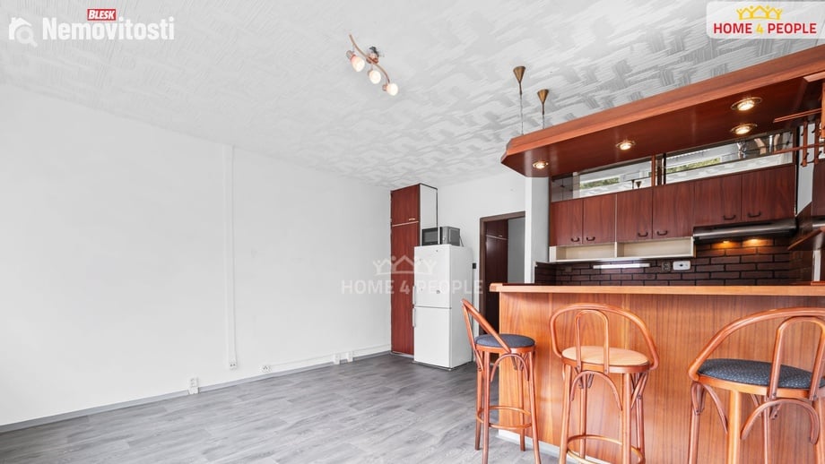 Pronájem bytu 2+kk 44 m², Praha 5
