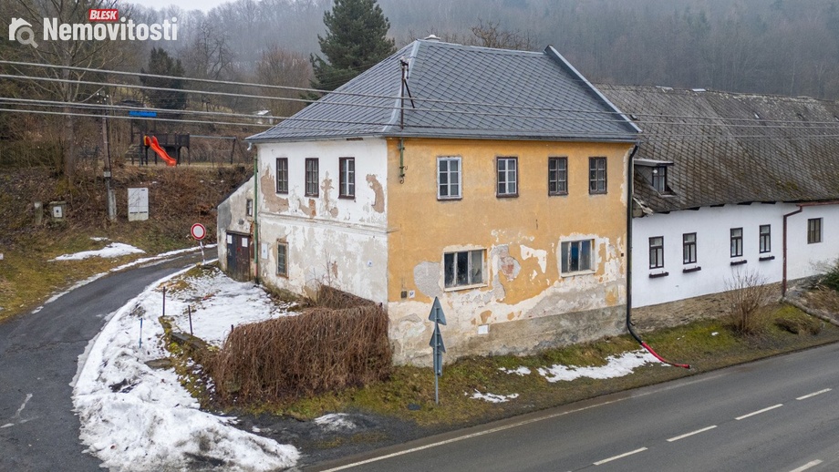 Prodej rodinného domu 300 m², Jiříkov