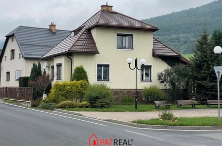 Prodej rodinného domu 220 m², Lipová-lázně